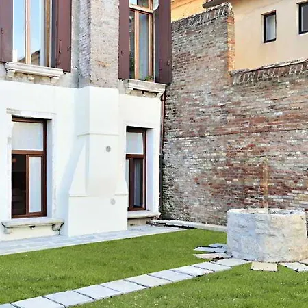 Belle Epoque מלון 3*