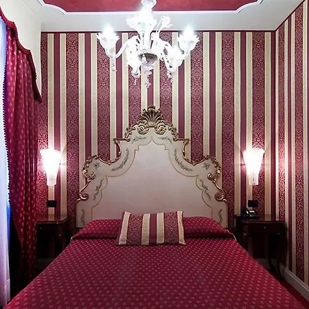 Belle Epoque מלון