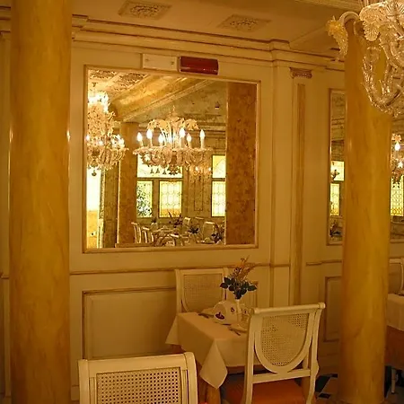 Belle Epoque מלון 3*